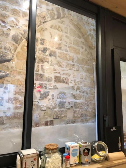 Suite De Charme Au Pied De La Cathedrale Laon Eksteriør bilde