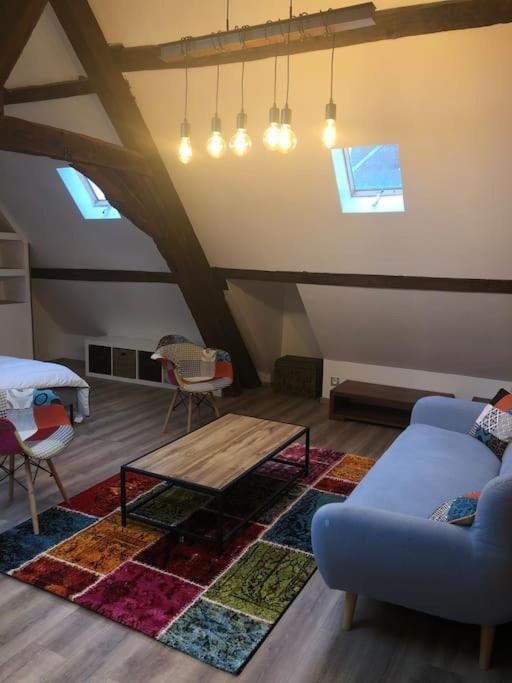 Suite De Charme Au Pied De La Cathedrale Laon Eksteriør bilde