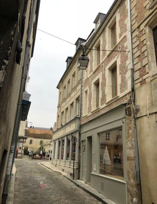 Suite De Charme Au Pied De La Cathedrale Laon Eksteriør bilde